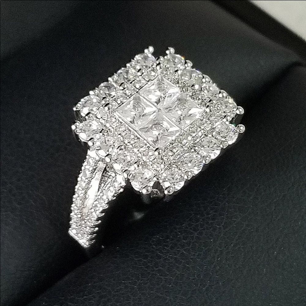 2.57ct Princess Cut Diamonds Rings - Picture 6 of 6